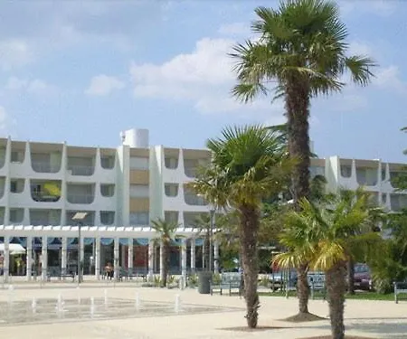 Location Saint Palais
